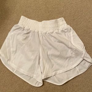 White lululemon shorts